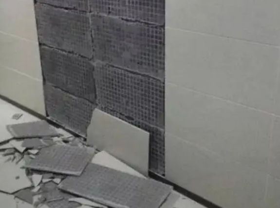 鄂托克旗瓷砖空鼓维修公司分享下鄂托克旗墙砖松动维修的知识